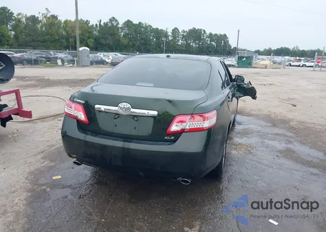 2011 Toyota Camry Xle V6 z USA, uszkodzony, nr VIN 4T1BK3EK1BU617817